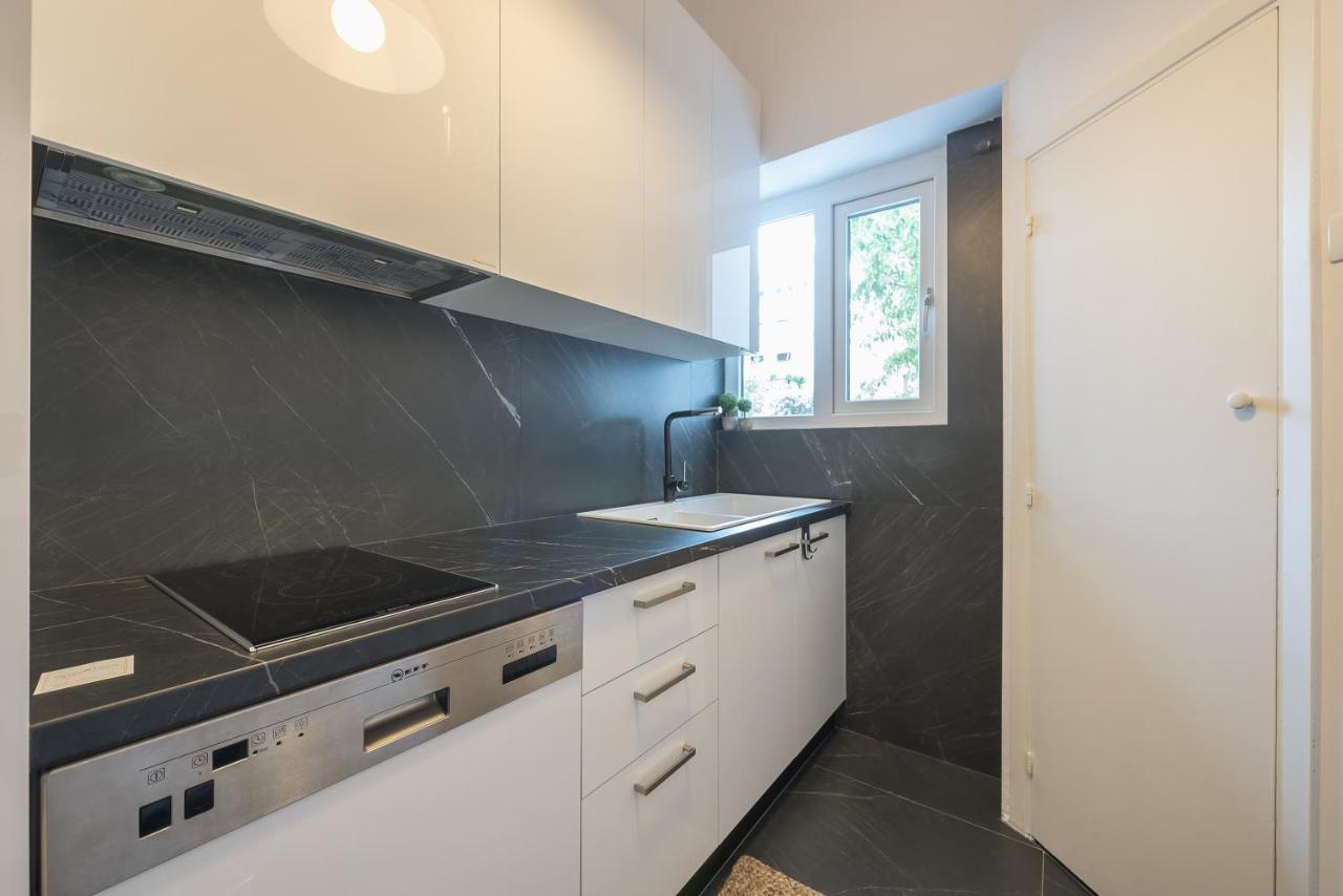 Garden Villa Glyfada アテネ エクステリア 写真