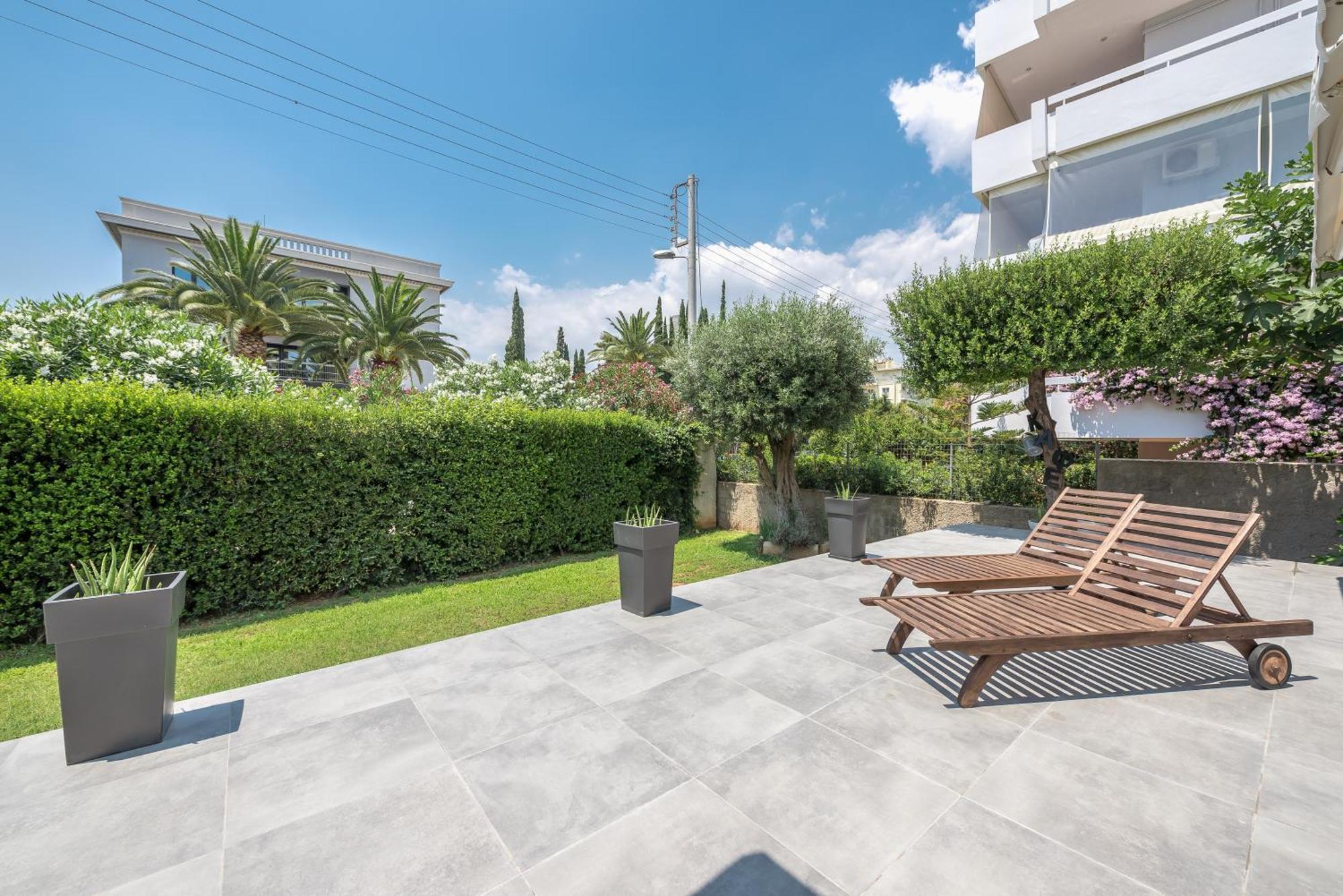 Garden Villa Glyfada アテネ エクステリア 写真